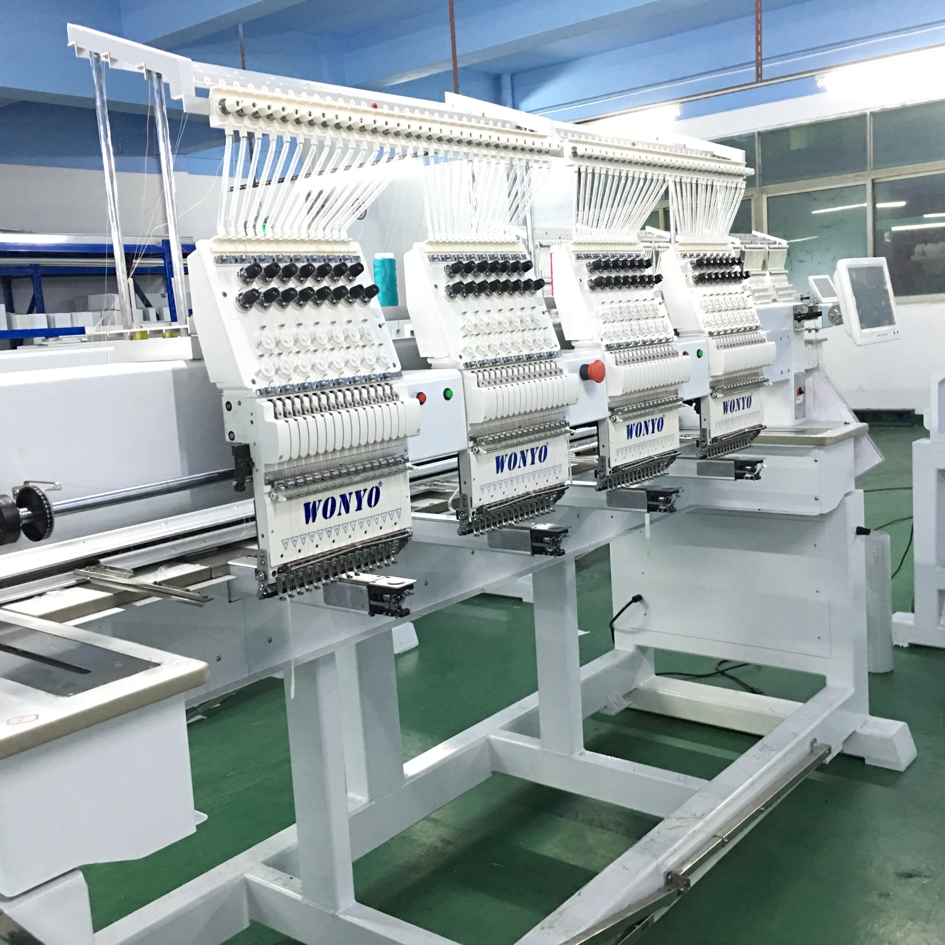 4 head High Speed Embroidery Machine.JPG